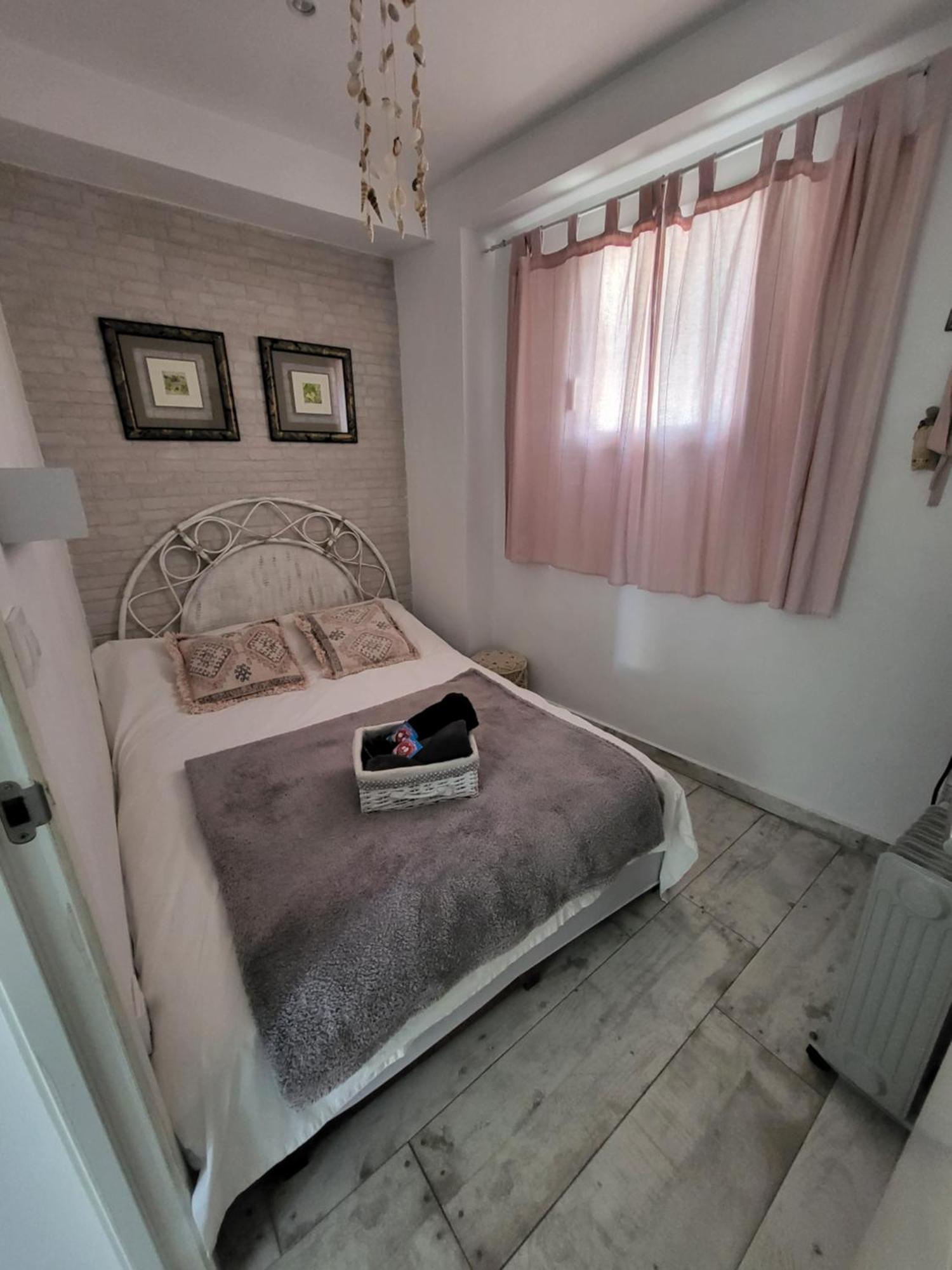 Apartamento Laura Peñíscola Екстериор снимка